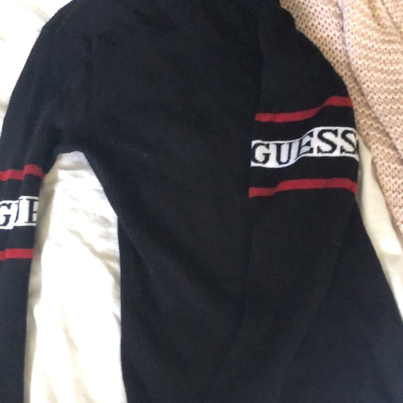guess long sleeve, zipper, red black and white colour shirt, women’s xs - Picture 3 of 4